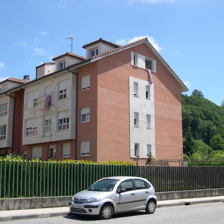 Ferienwohnung Apartamento En Contranquil Onís Exterior foto